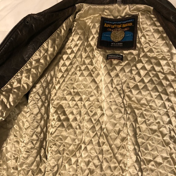 Leather jacket - Picture 2 of 3